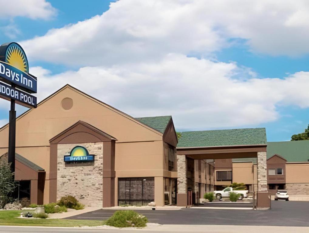 Days Inn Springfield South Exterior foto